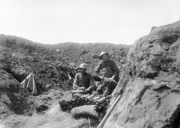 A scene in the Hindenburg Line, showing Australians with a Stokes mortar assisting in the operations near Bullecourt.