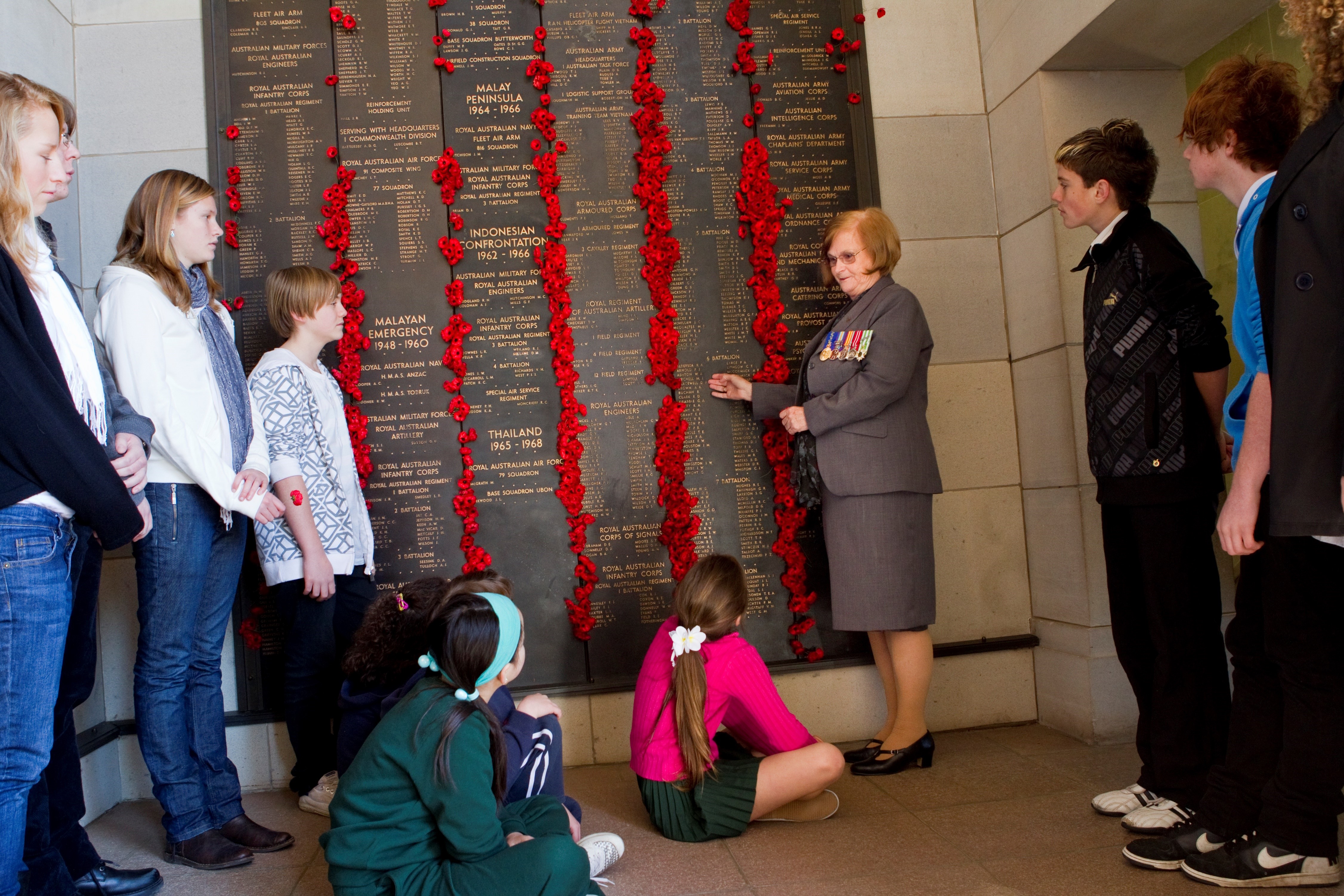 Veteran and children - Australian War Memorial