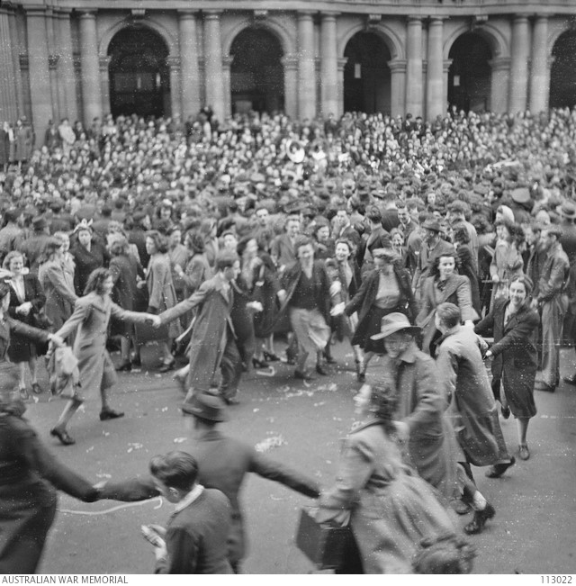 VP Day - Dancing crowd in Melbourne