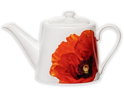 Tea pot with a red poppy flower printed on its side