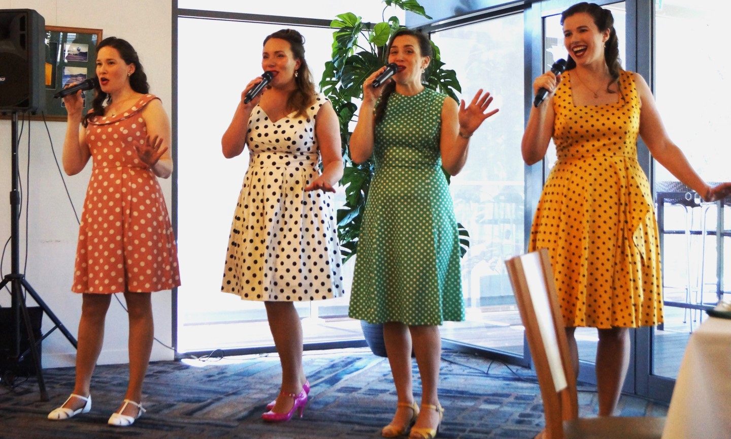 A cappella group The Velvetones entertain participants in Wangaratta.
